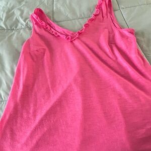 Large Lilly Pulitzer V Neck Ruffled Tee